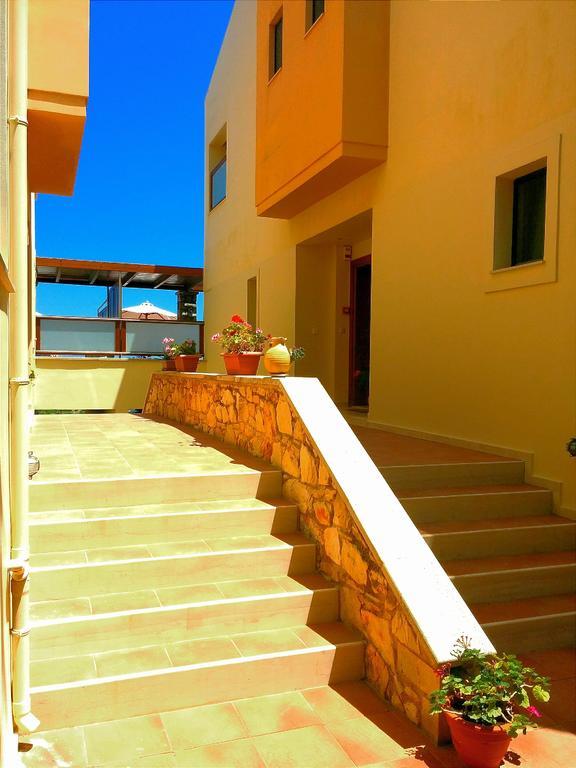 Corali Villas コリンバリ エクステリア 写真